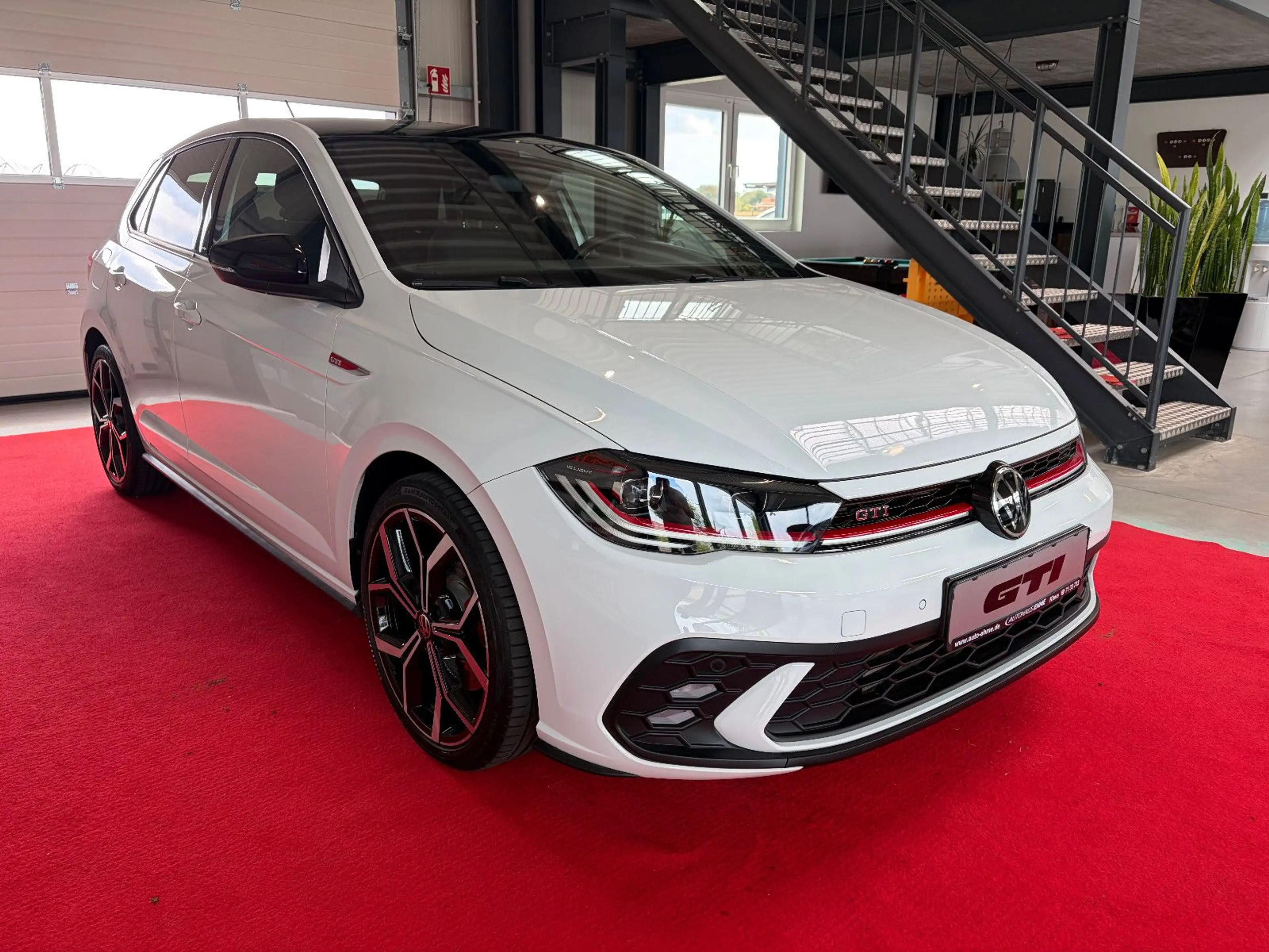 Volkswagen Polo GTI 2.0 TSI DSG *BEATS*CAM*FARO*MATRIX LED* — photo 3