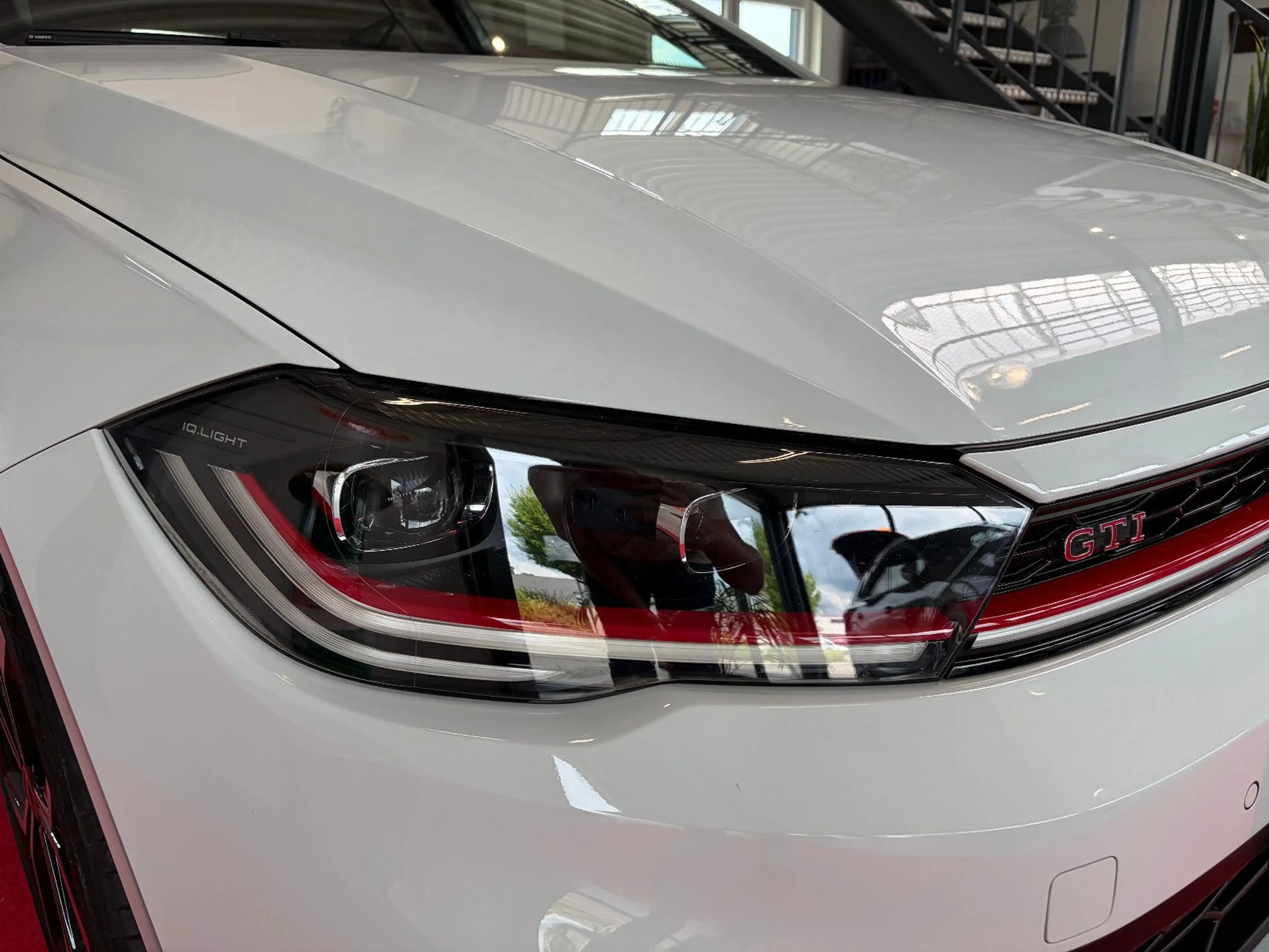 Volkswagen Polo GTI 2.0 TSI DSG *BEATS*CAM*FARO*MATRIX LED* — photo 4