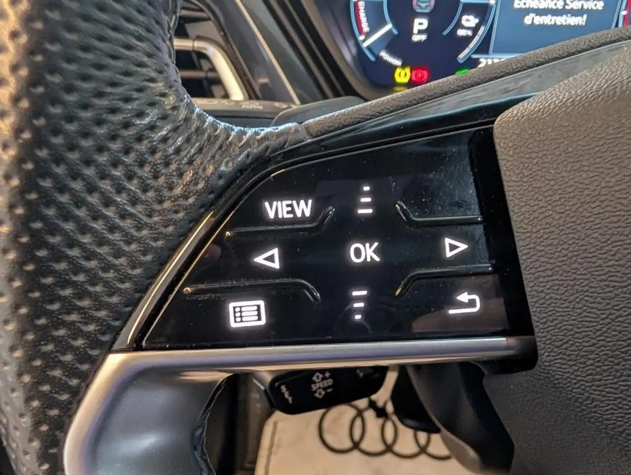 Audi Q4 e-tron снимка Audi Q4 e-tron