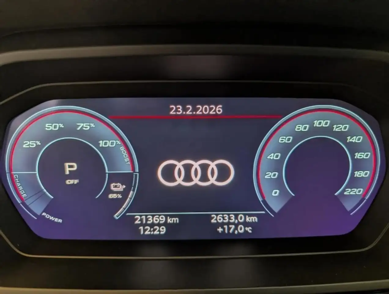 Audi Q4 e-tron снимка Audi Q4 e-tron