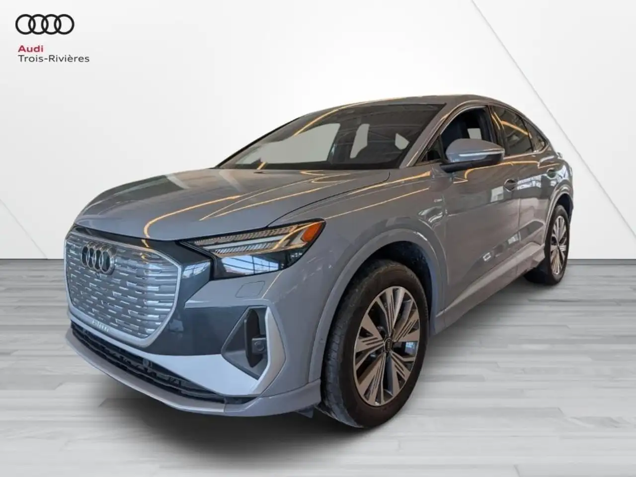 Audi Q4 e-tron снимка Audi Q4 e-tron