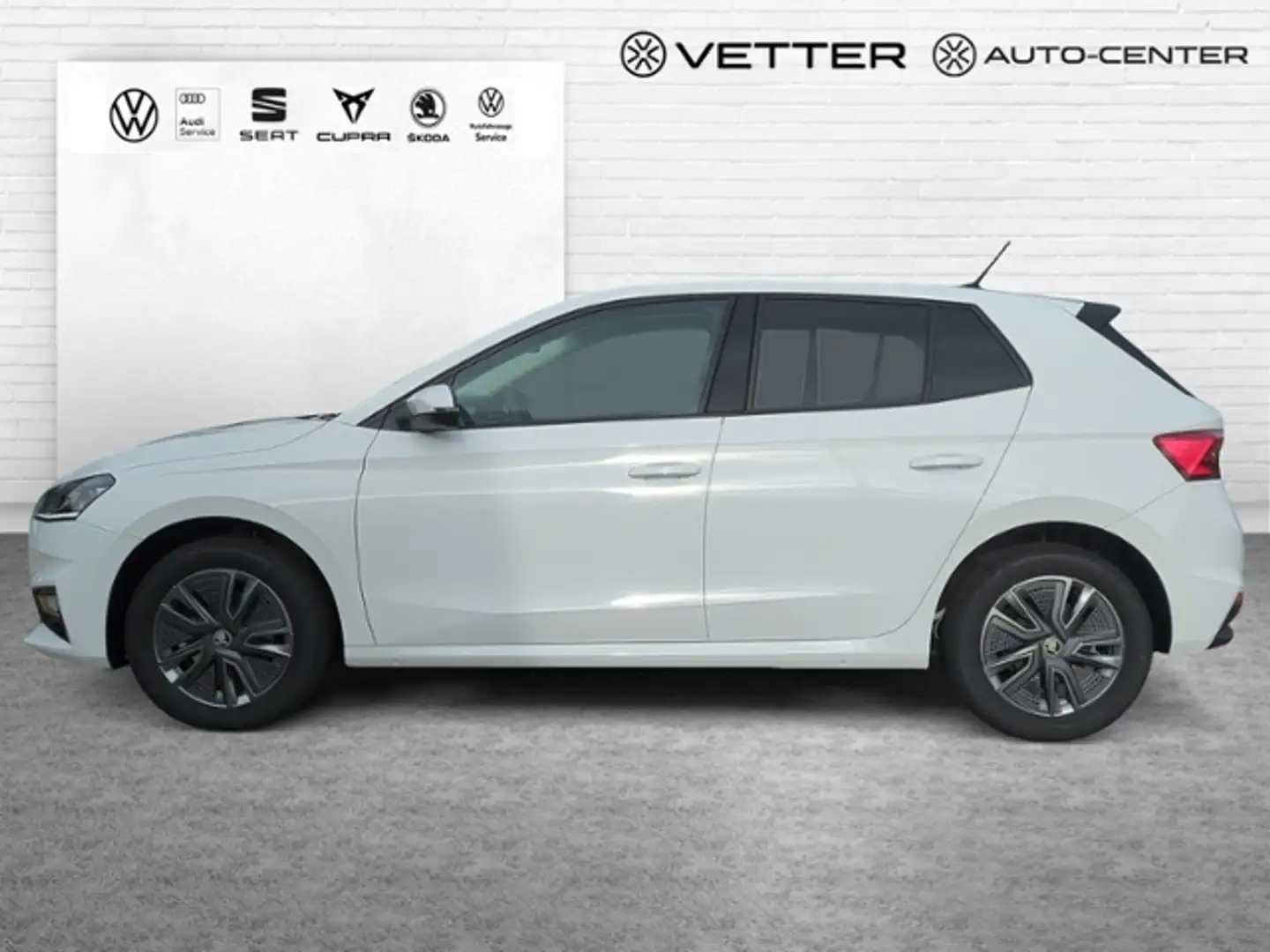 Skoda Fabia 1.0 TSI Tour DSG LED NAVI ALU Weiß - 2