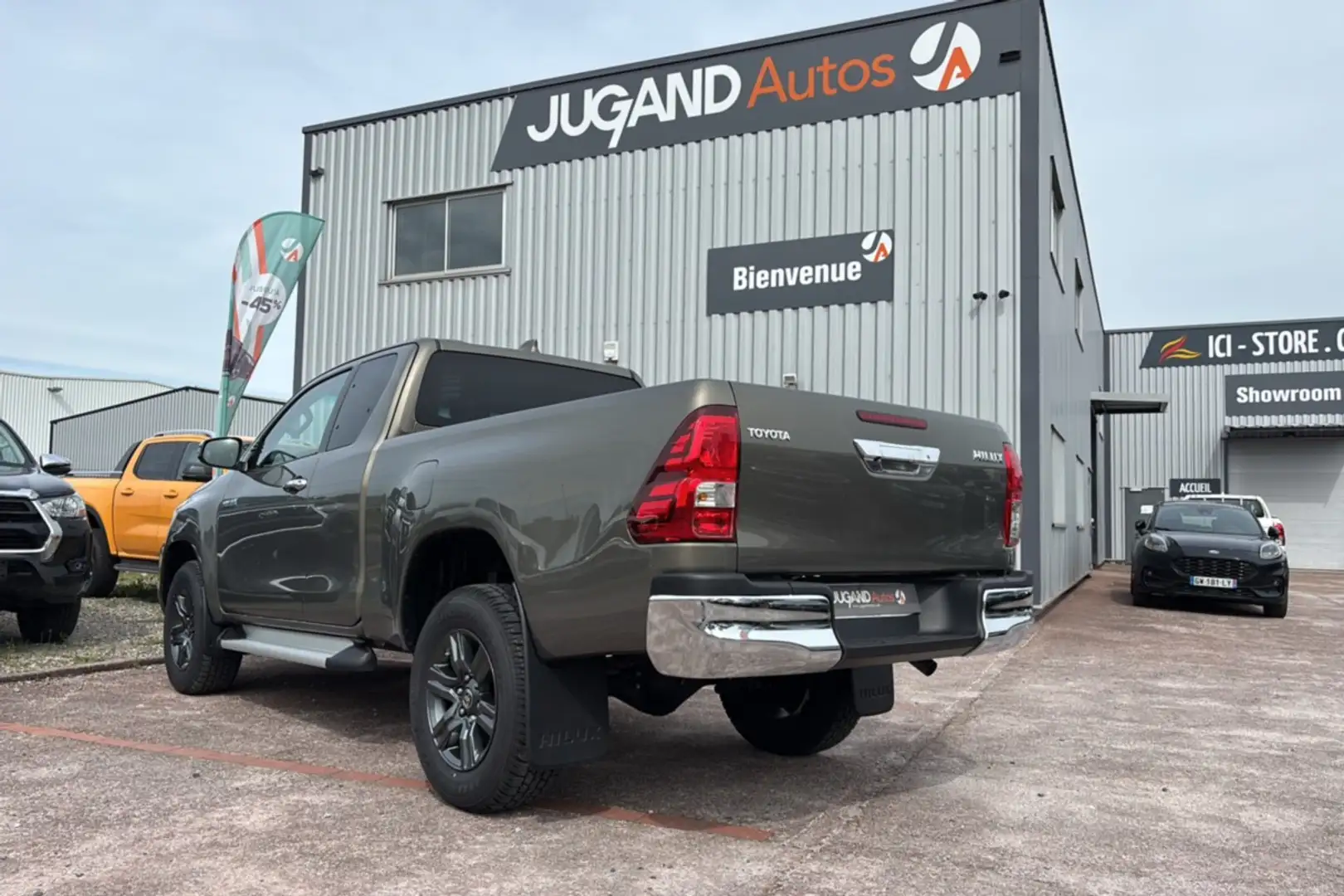 Toyota Hilux 2.8 D4-D 204 BVA LEGENDE XTRA Bronze - 2
