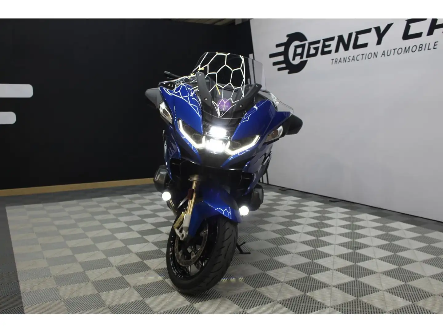 BMW R 1250 RT Sport edition - Suivi complet BMW Blauw - 2