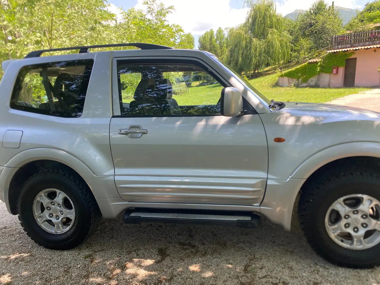 Mitsubishi Pajero Pajero 3p 2.5 tdi GL 115cv Argento - 2