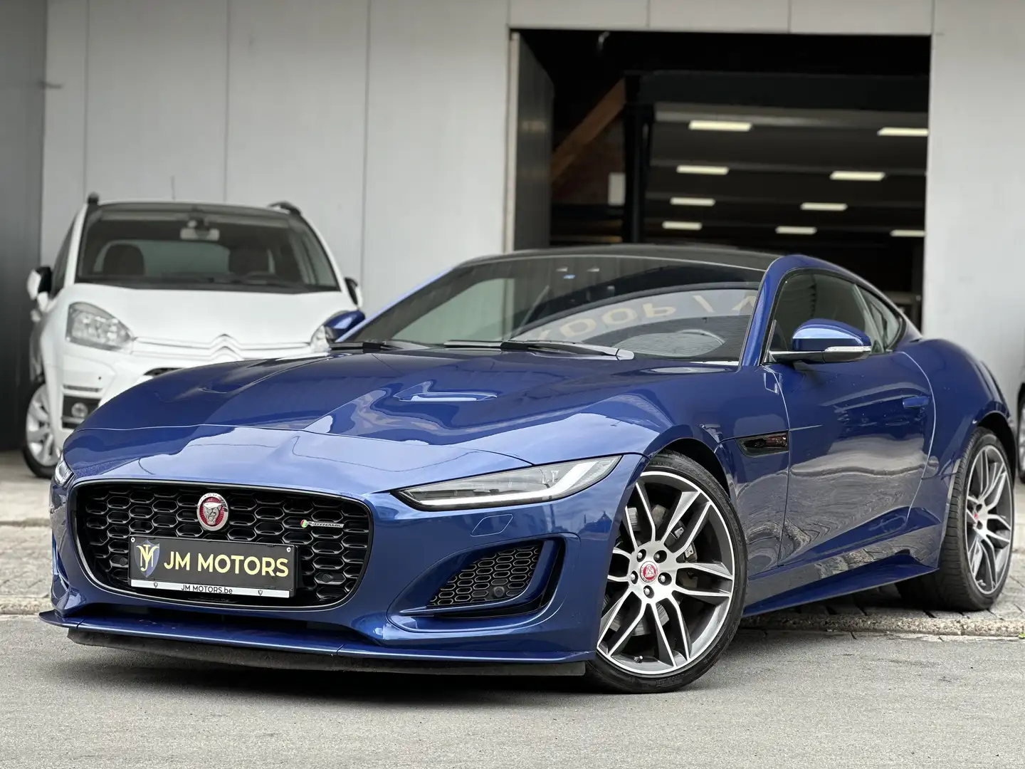 Jaguar F-Type Coupe P300 Aut. R-Dynamic | Performance Seats. Blauw - 1