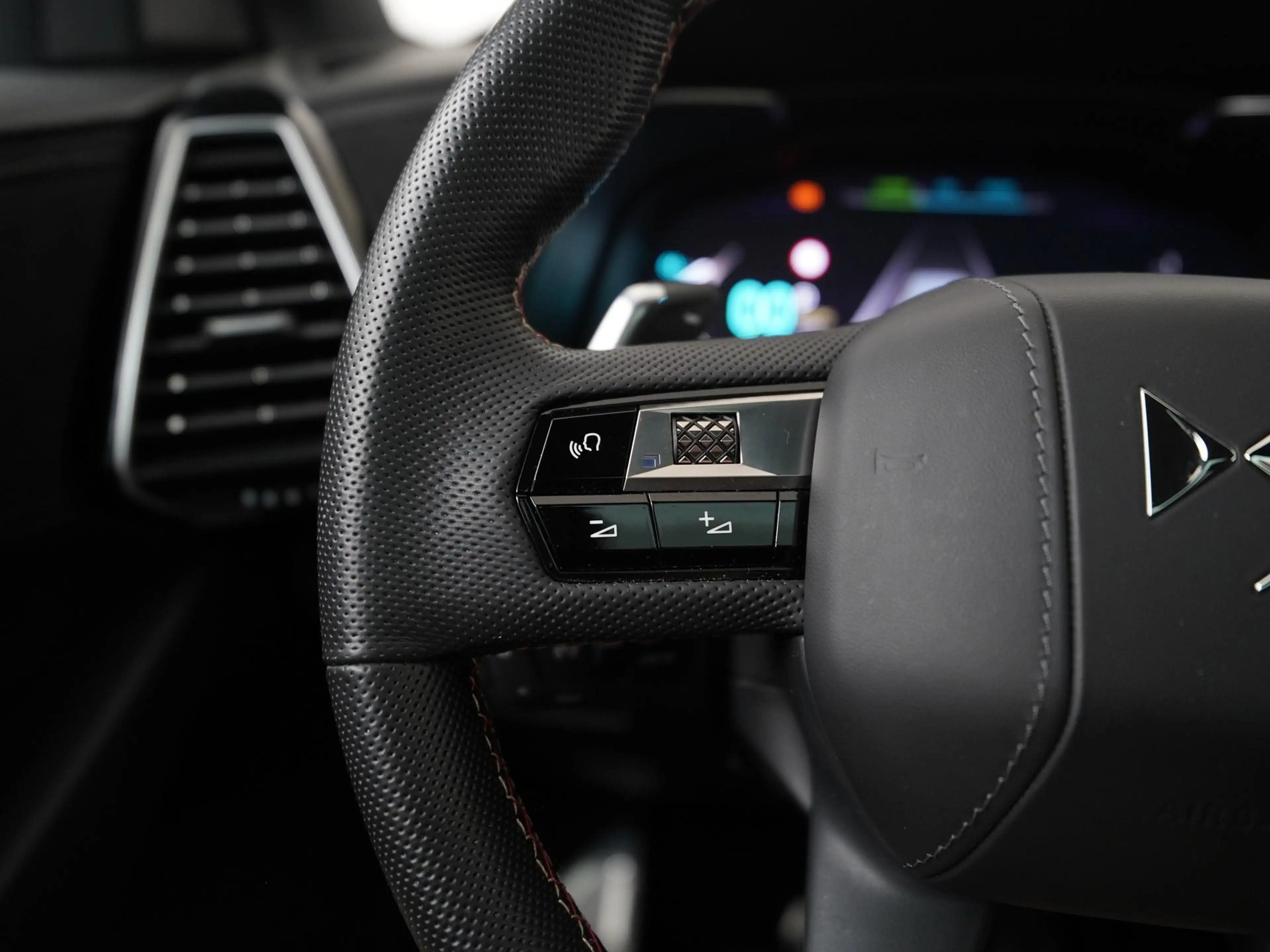 DS Automobiles DS 7 E-Tense 225 Performance Line+ | Panoramadak | Trek — photo 7