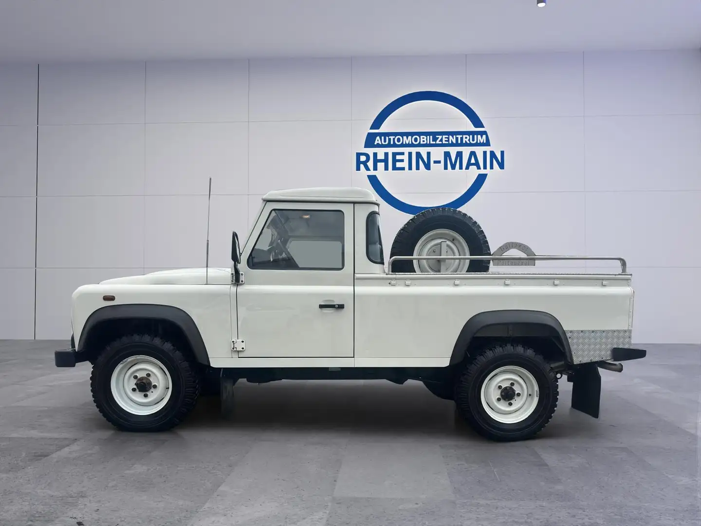 Land Rover Defender 110 Single Cab TOP ZUSTAND 37.000km Weiß - 2