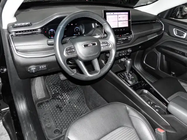 Jeep Compass view 5