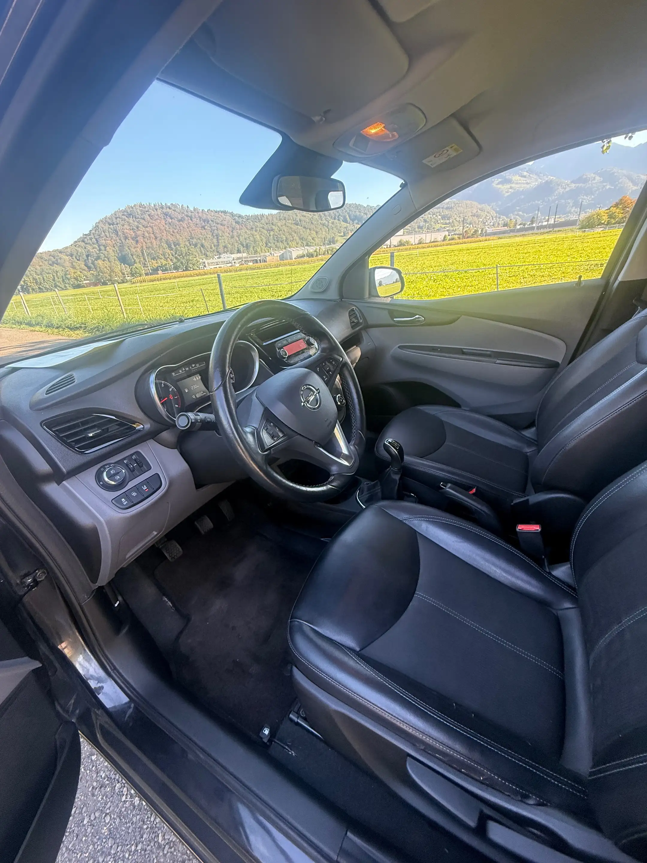 Opel Karl Exklusiv — photo 8