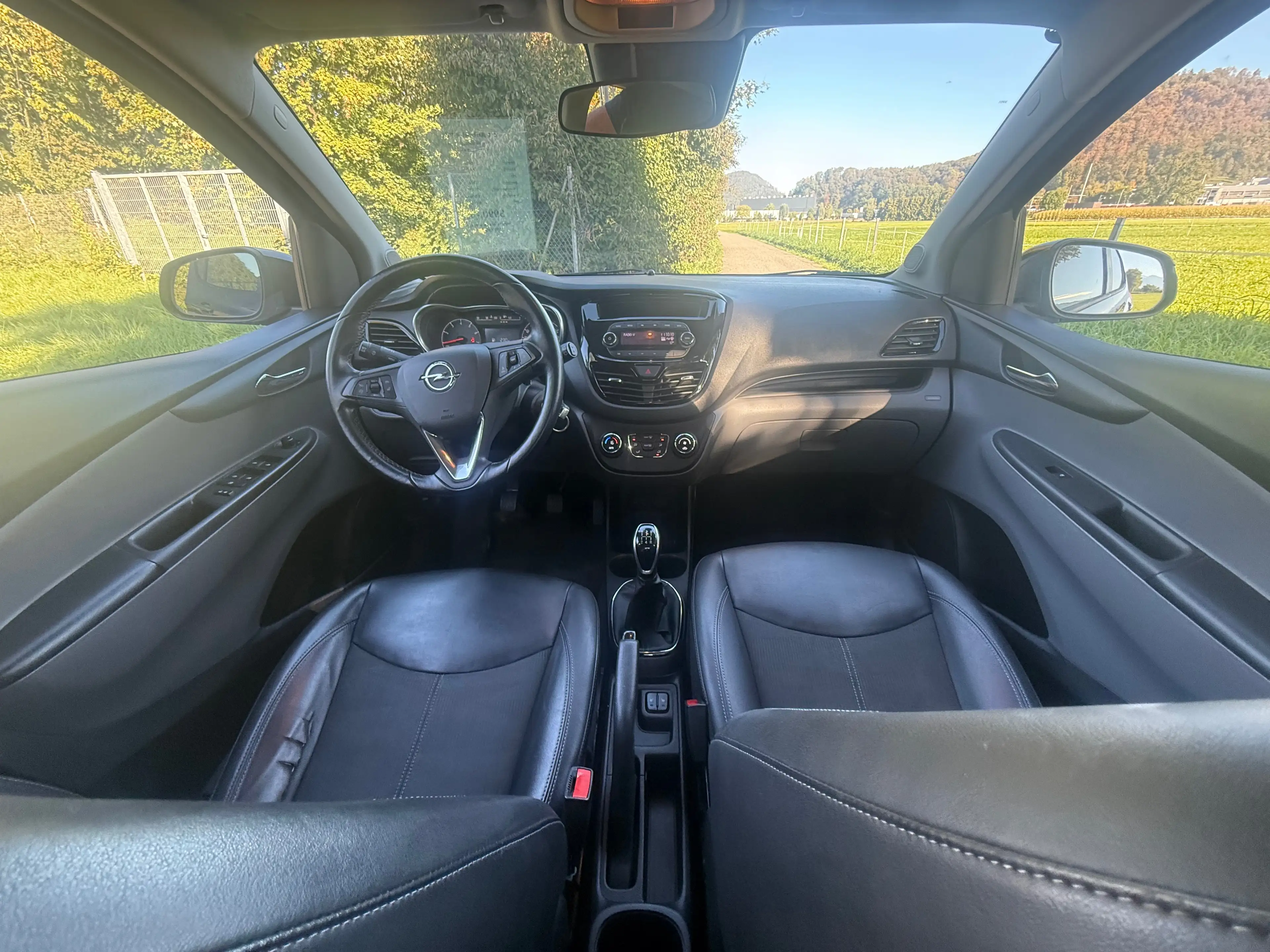 Opel Karl Exklusiv — photo 9