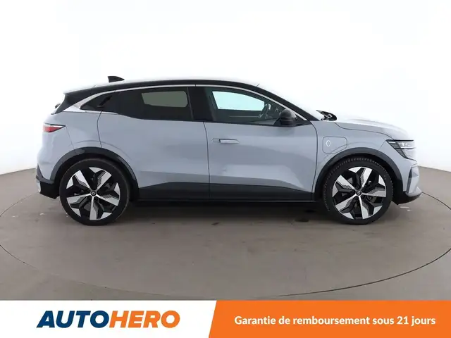 Renault Megane E-Tech view 7