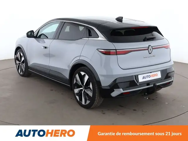 Renault Megane E-Tech view 4