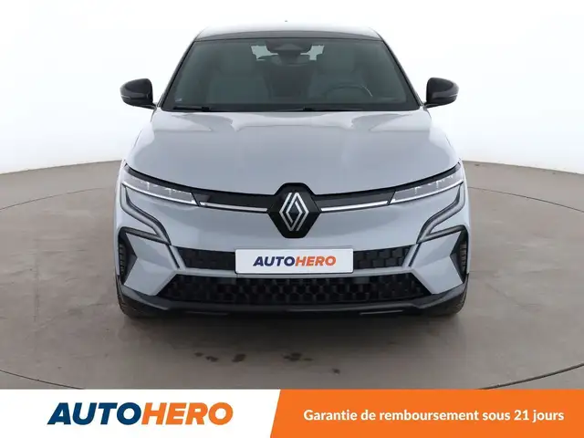 Renault Megane E-Tech view 9