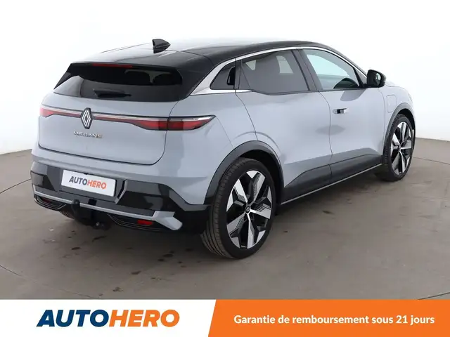 Renault Megane E-Tech view 6