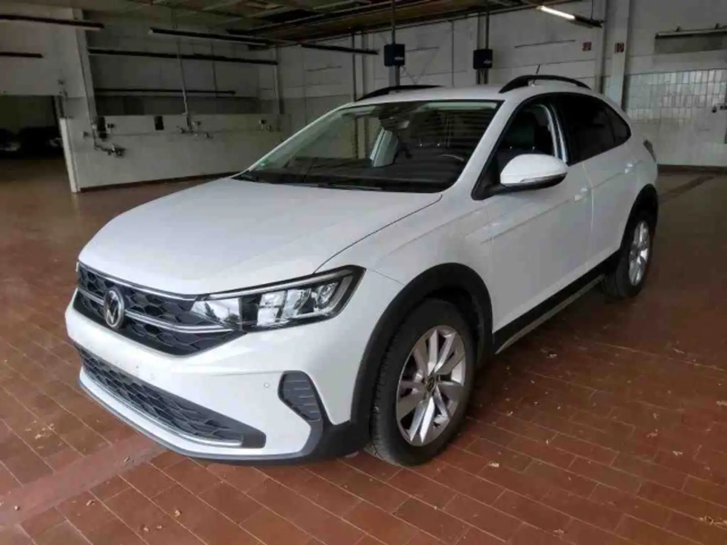 Volkswagen Taigo 1.0 TSI Life DSG *R-CAM*SHZ*App-Connect* Weiß - 2