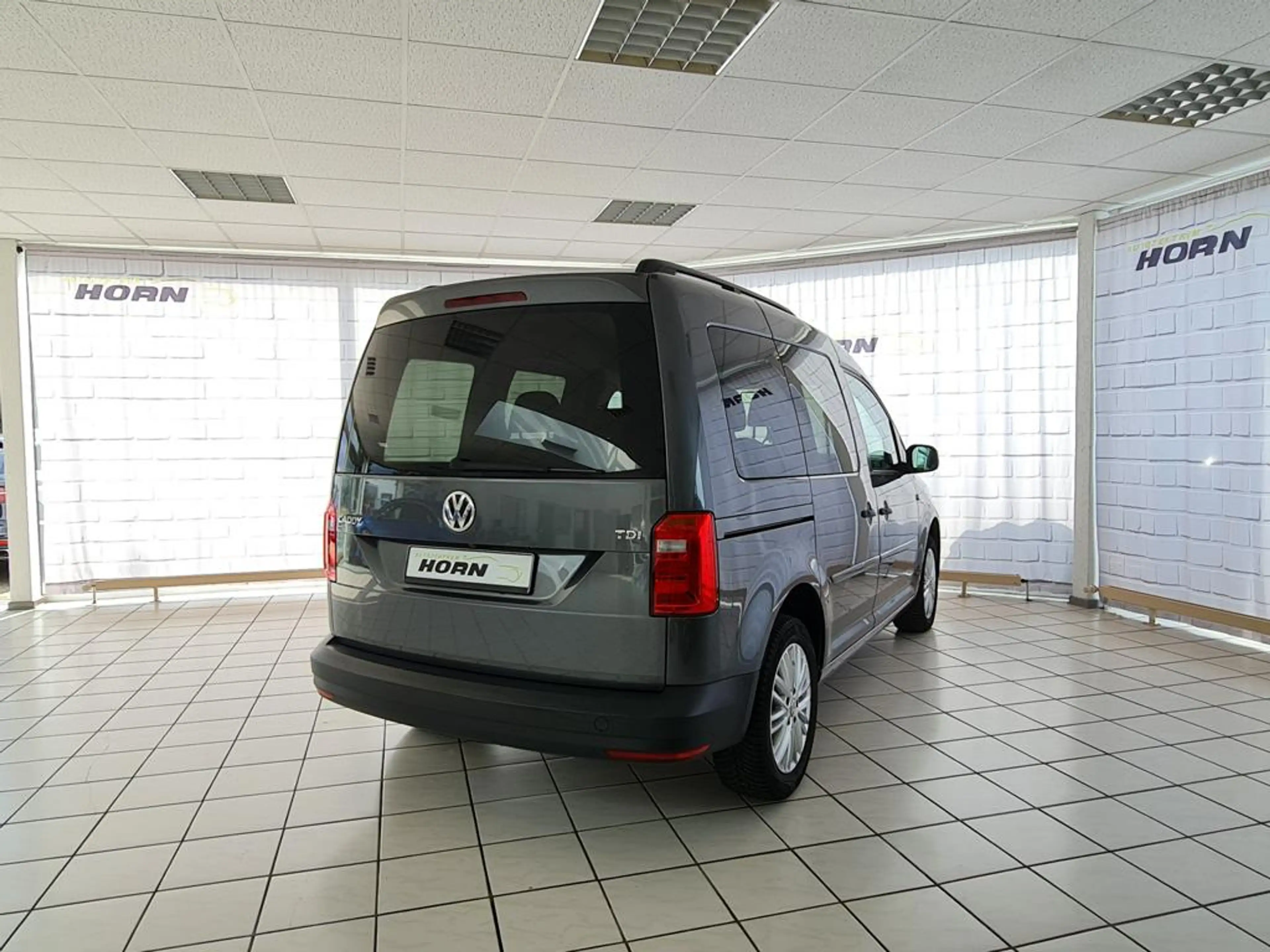 Volkswagen Caddy BMT, Sitzheizung, Tempomat, Kamera, AppConnect — photo 8