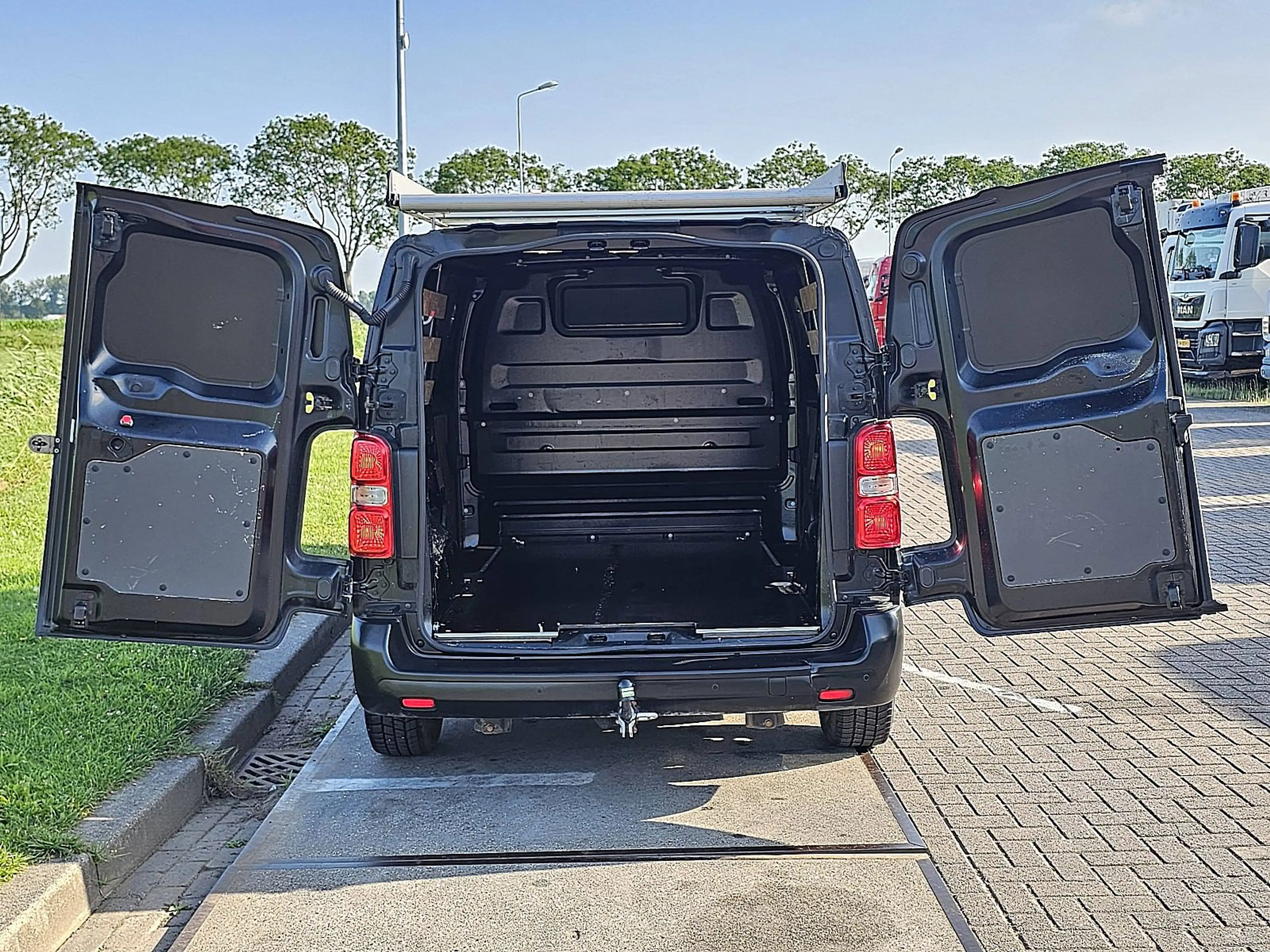 Peugeot Expert 1.6 ac 3-zits EURO6 — photo 12