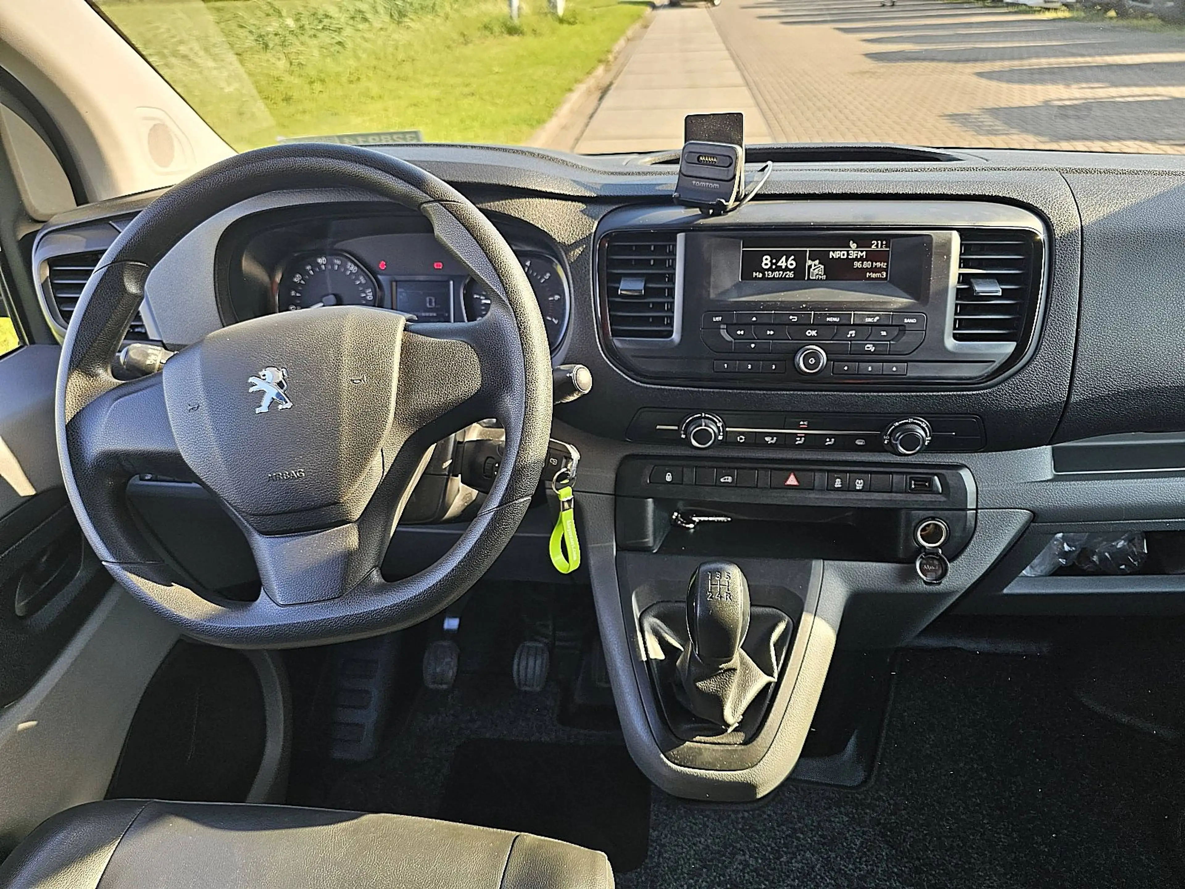 Peugeot Expert 1.6 ac 3-zits EURO6 — photo 8