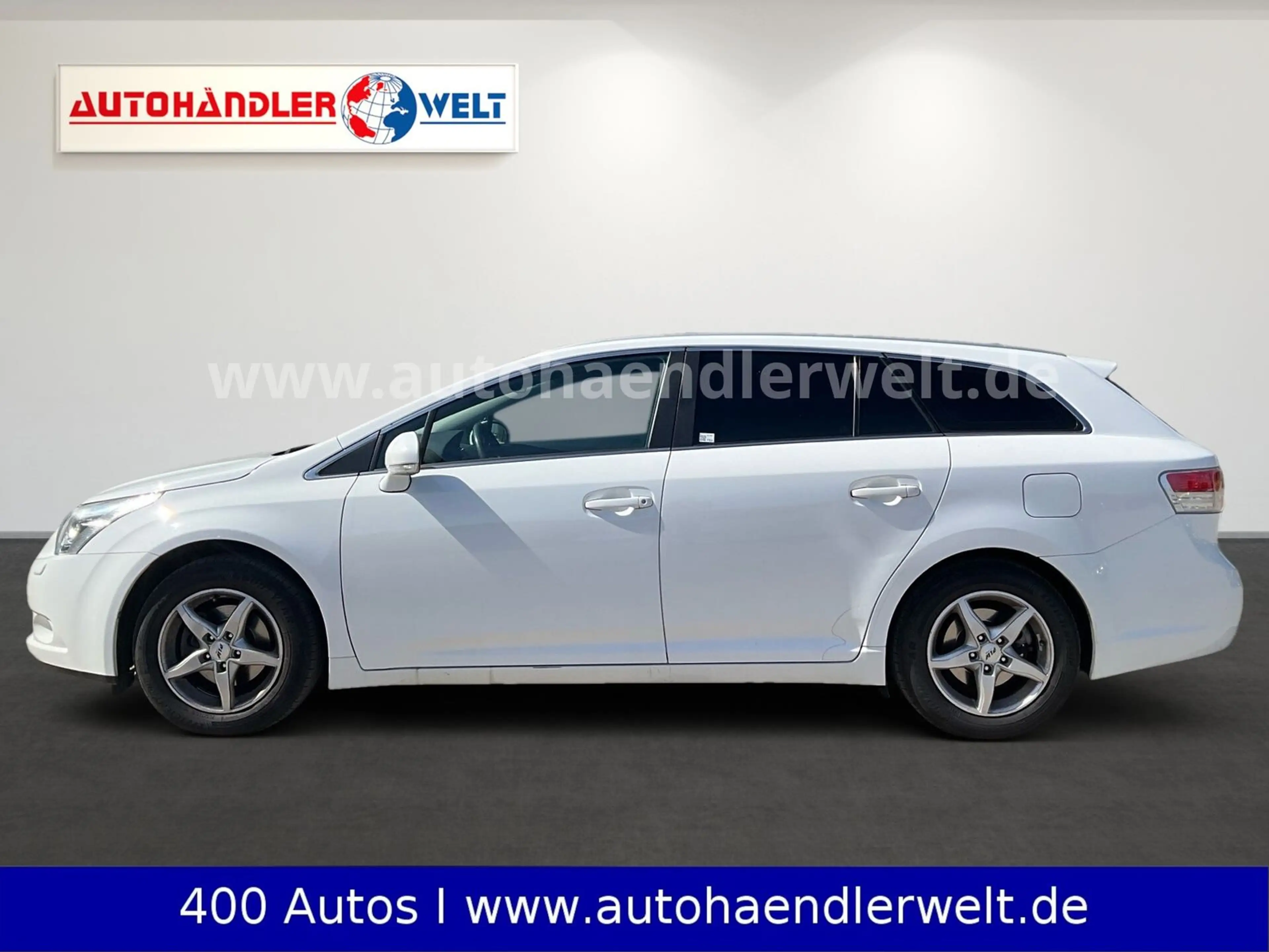 Toyota Avensis Kombi 1.6 Edition Xenon Alu — photo 7