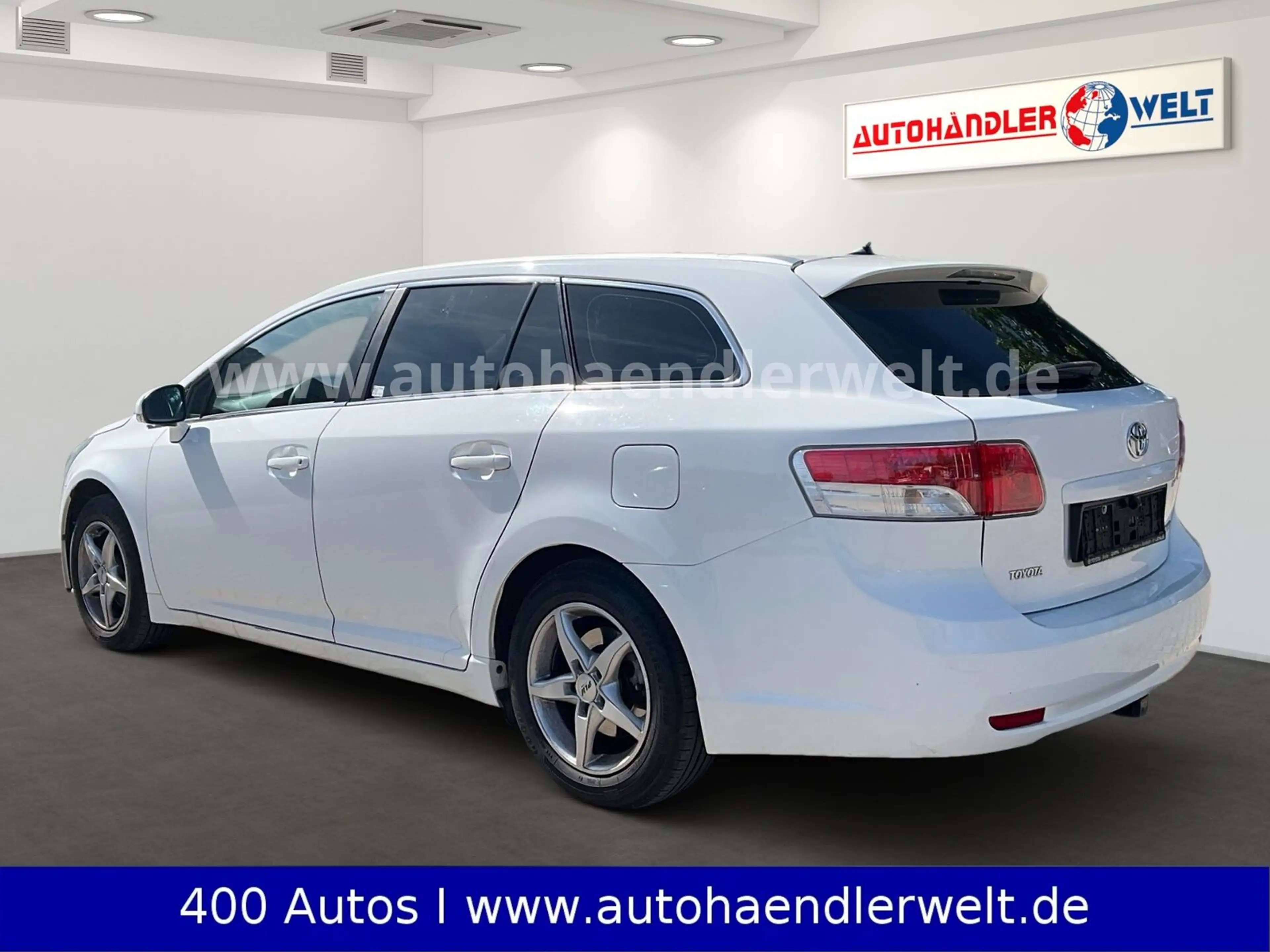 Toyota Avensis Kombi 1.6 Edition Xenon Alu — photo 6