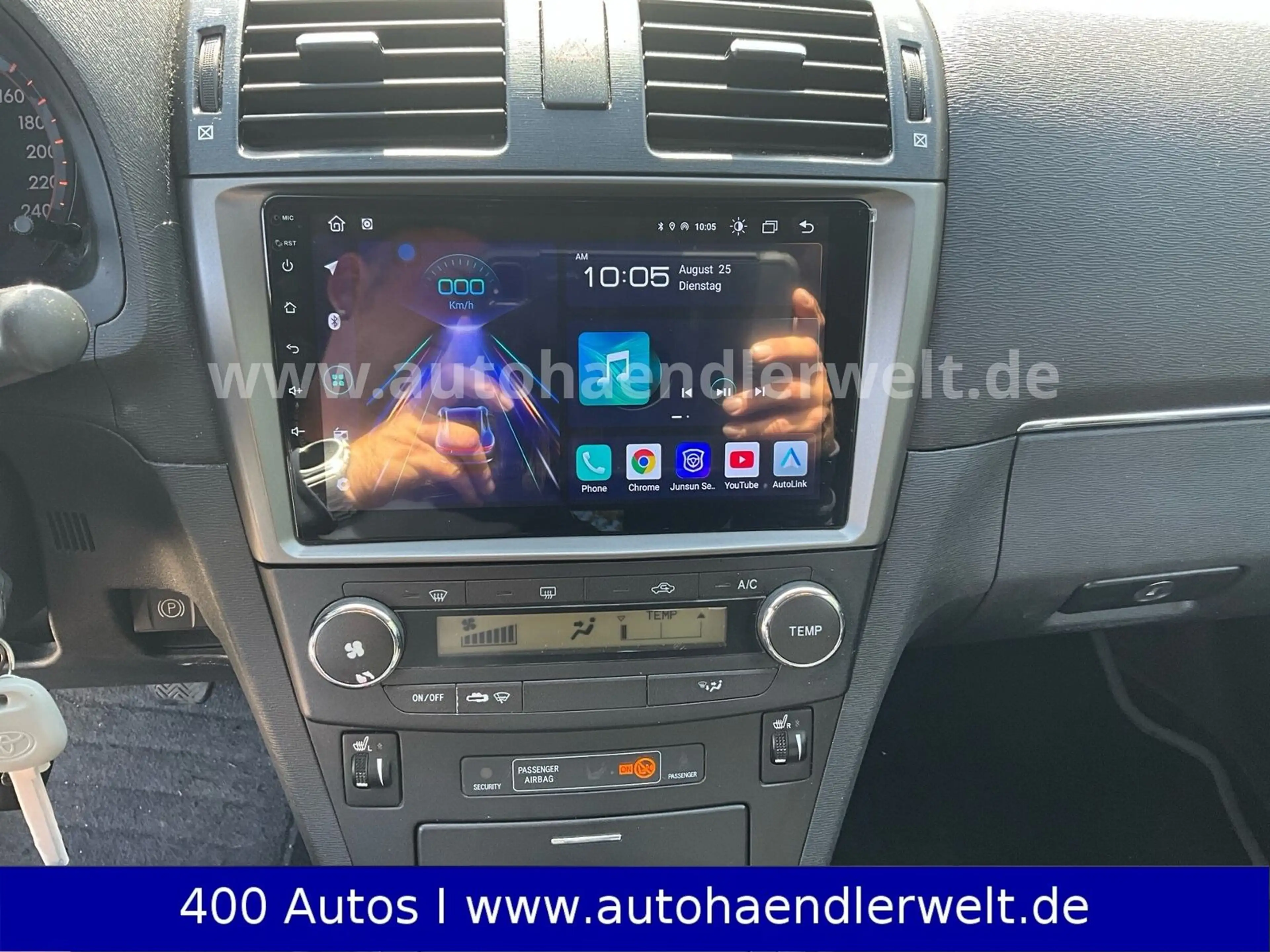 Toyota Avensis Kombi 1.6 Edition Xenon Alu — photo 14