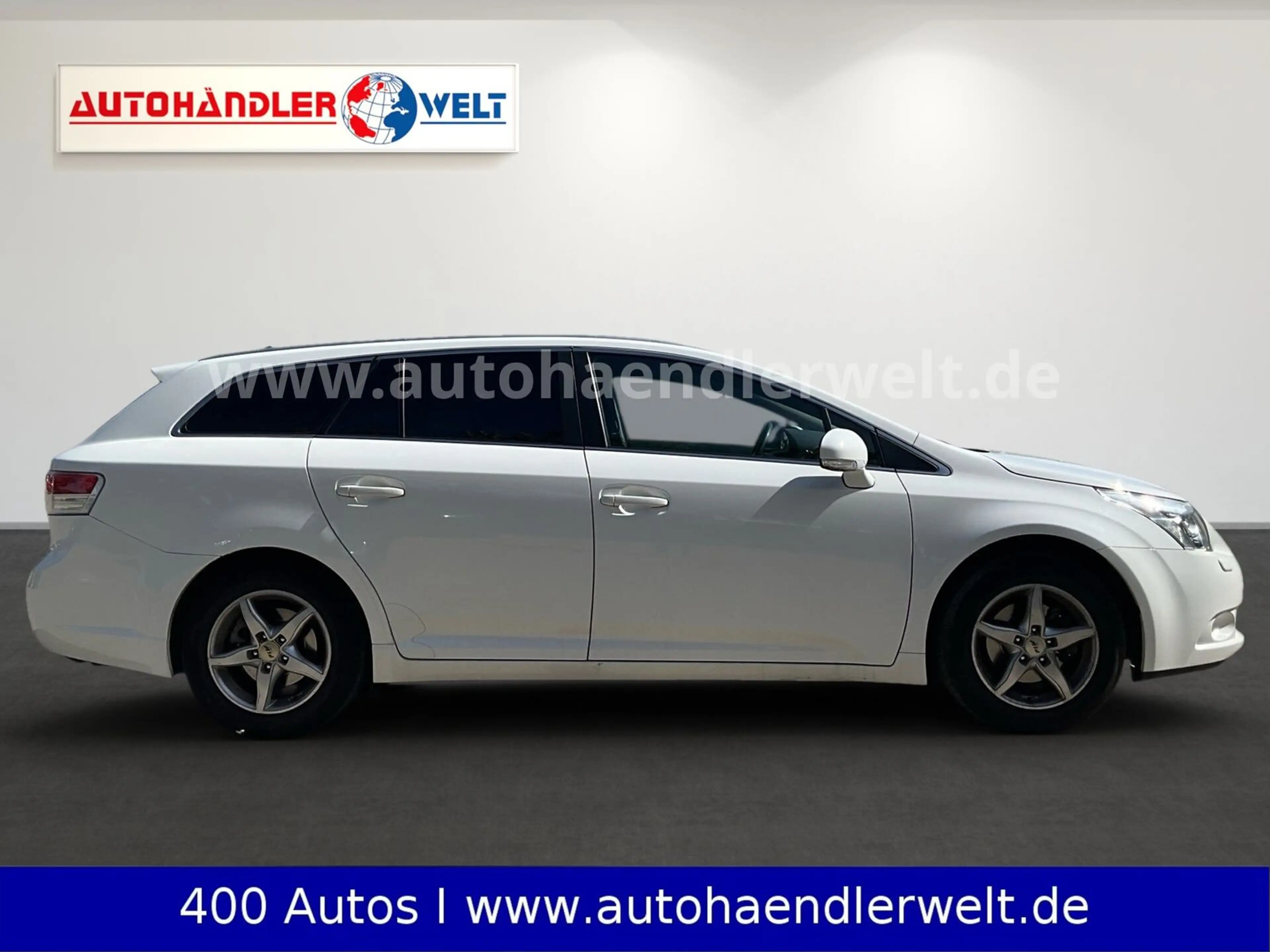 Toyota Avensis Kombi 1.6 Edition Xenon Alu — photo 4
