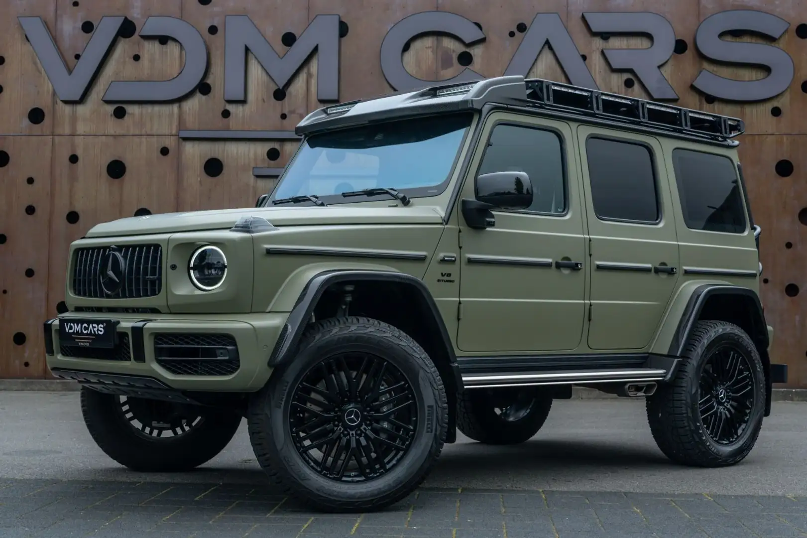 Mercedes-Benz G 63 AMG G 63 4x4² AMG *FIRST 40*CARBON*AKRAPOVIC* Beige - 1