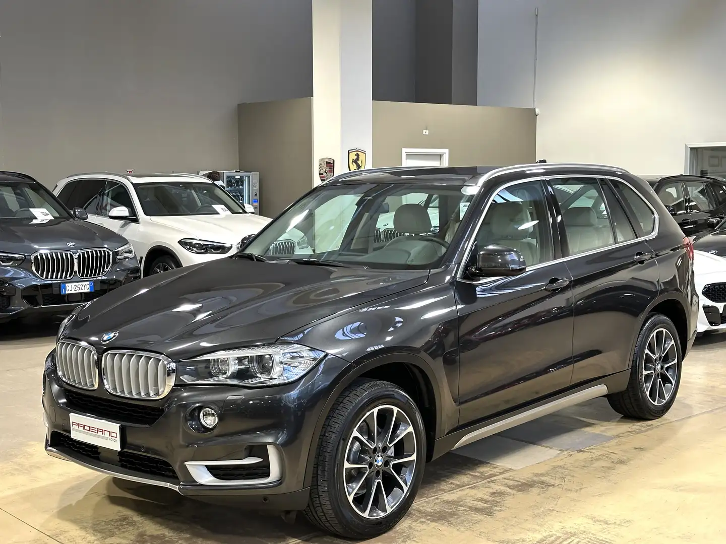 BMW X5 xdrive30d Luxury - Camera - Sosp Adattive - ACC Grau - 1