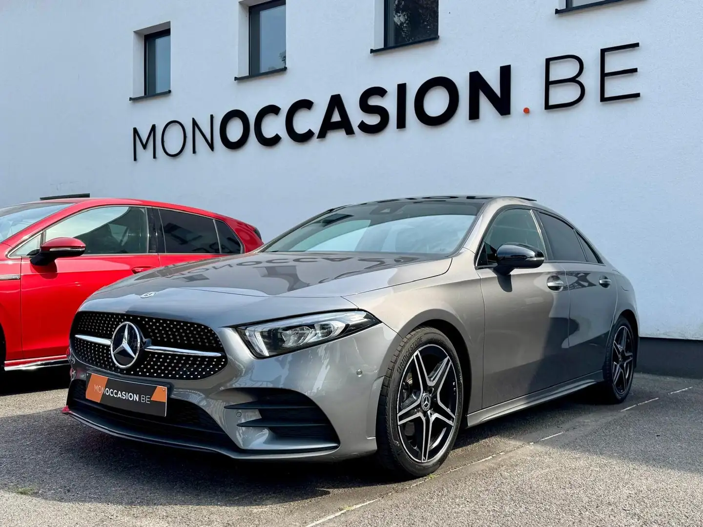 Mercedes-Benz A 180 AUTO PACK AMG TOIT OUVRANT GPS ALCANTARA CAMERA Gris - 2