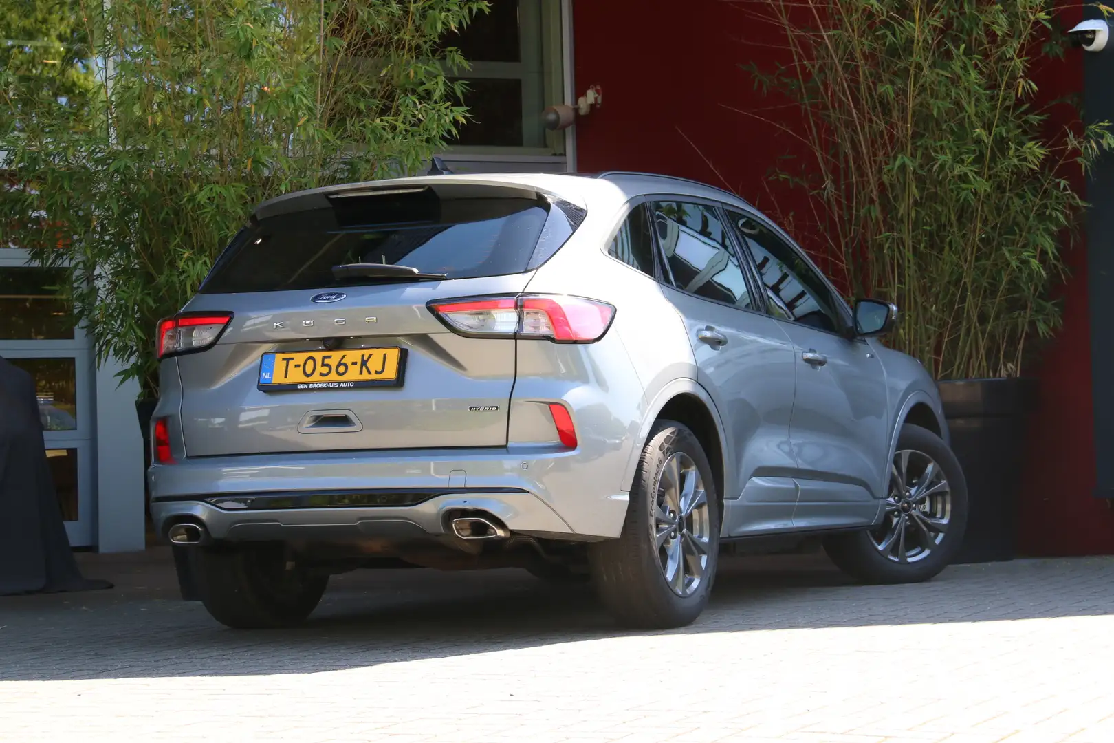 Ford Kuga 2.5 PHEV ST-Line | Trekhaak | Achteruitrijcamera | Grijs - 2