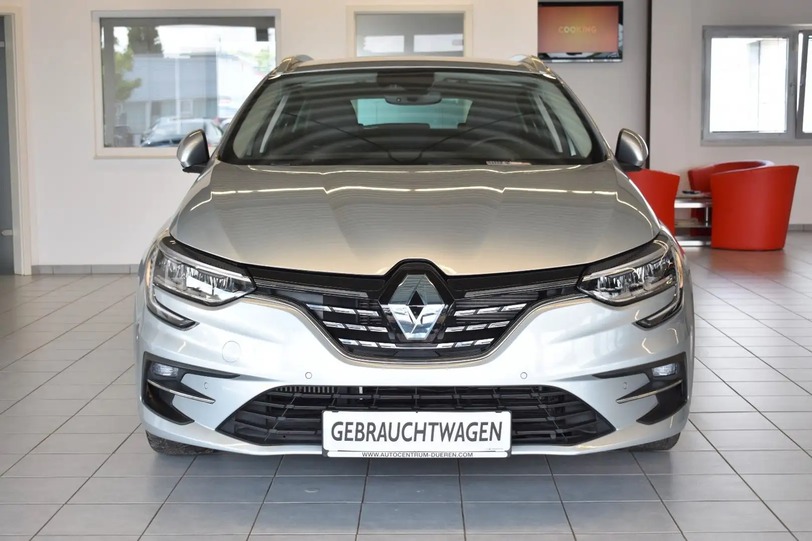 Renault Megane IV Grandtour Techno/LED/NAVI/AHK/CARPLAY Silber - 2