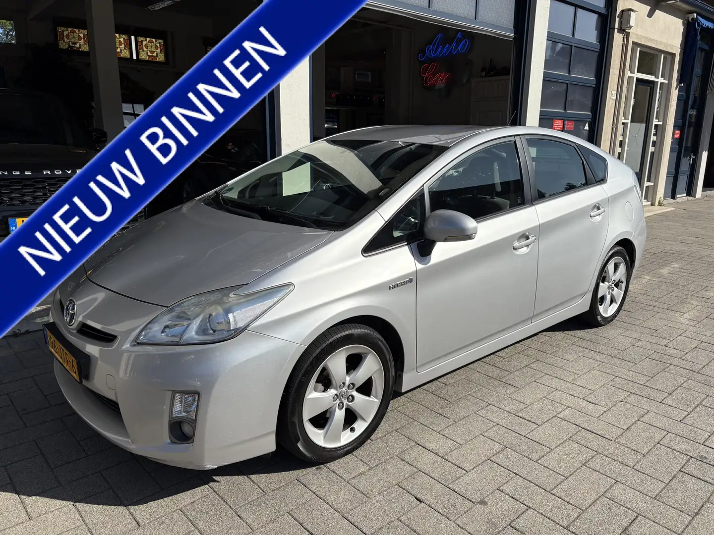 Toyota Prius 1.8 Aspiration NL AUTO/NW APK/TOPSTAAT/NAVI/CAMERA Šedá - 1