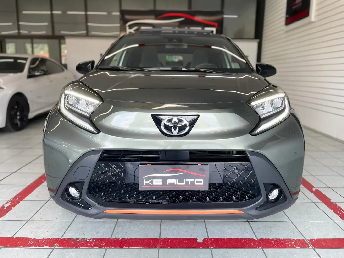 Toyota Aygo Aygo X 1.0 Limited Air 72cv Gris - 2