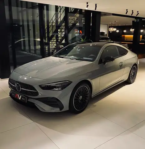 Mercedes-Benz CLE 300 e 9G Plug-in COUPE AMG NIGHT Luchtv./HeadUp/Memory