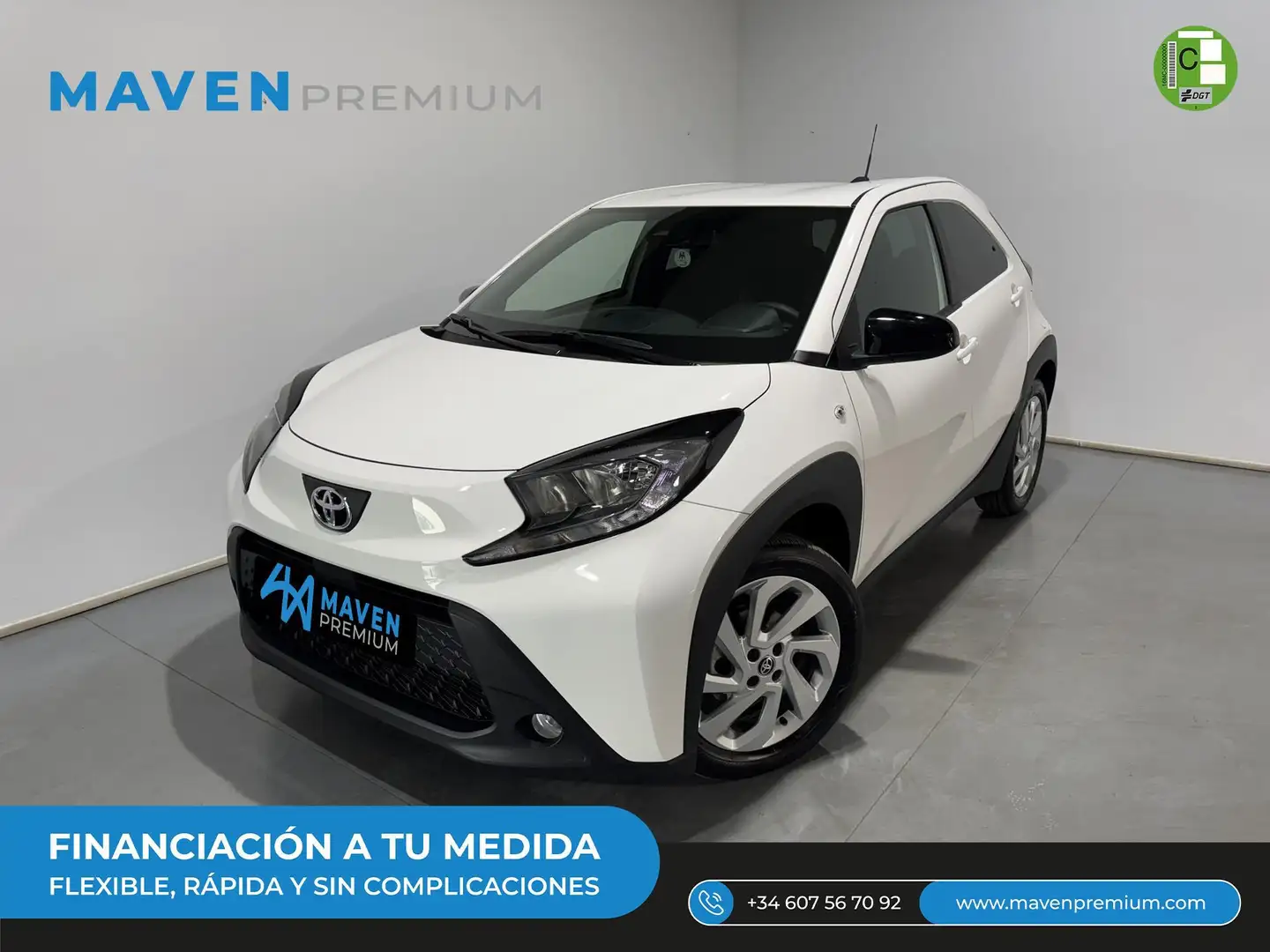 Toyota Aygo Play Blanc - 1