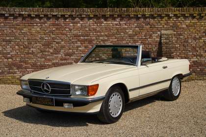 Mercedes-Benz SL 560 Single owner since new with only 36000 Miles! Euro