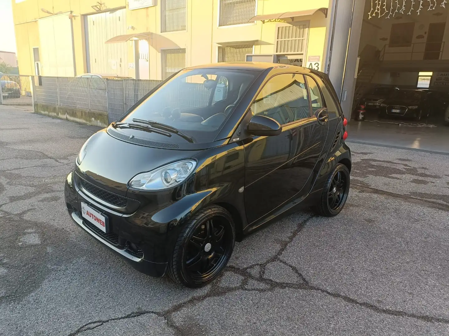 smart forTwo 1.0 Pulse 84cv MOTORE NUOVO Nero - 2