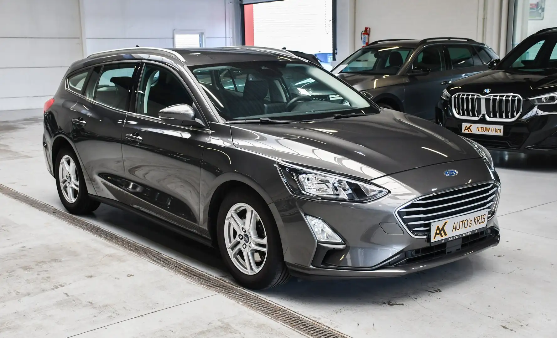Ford Focus 1.5 EcoBlue Business - NAVI / CAMERA / TREKHAAK Grijs - 2