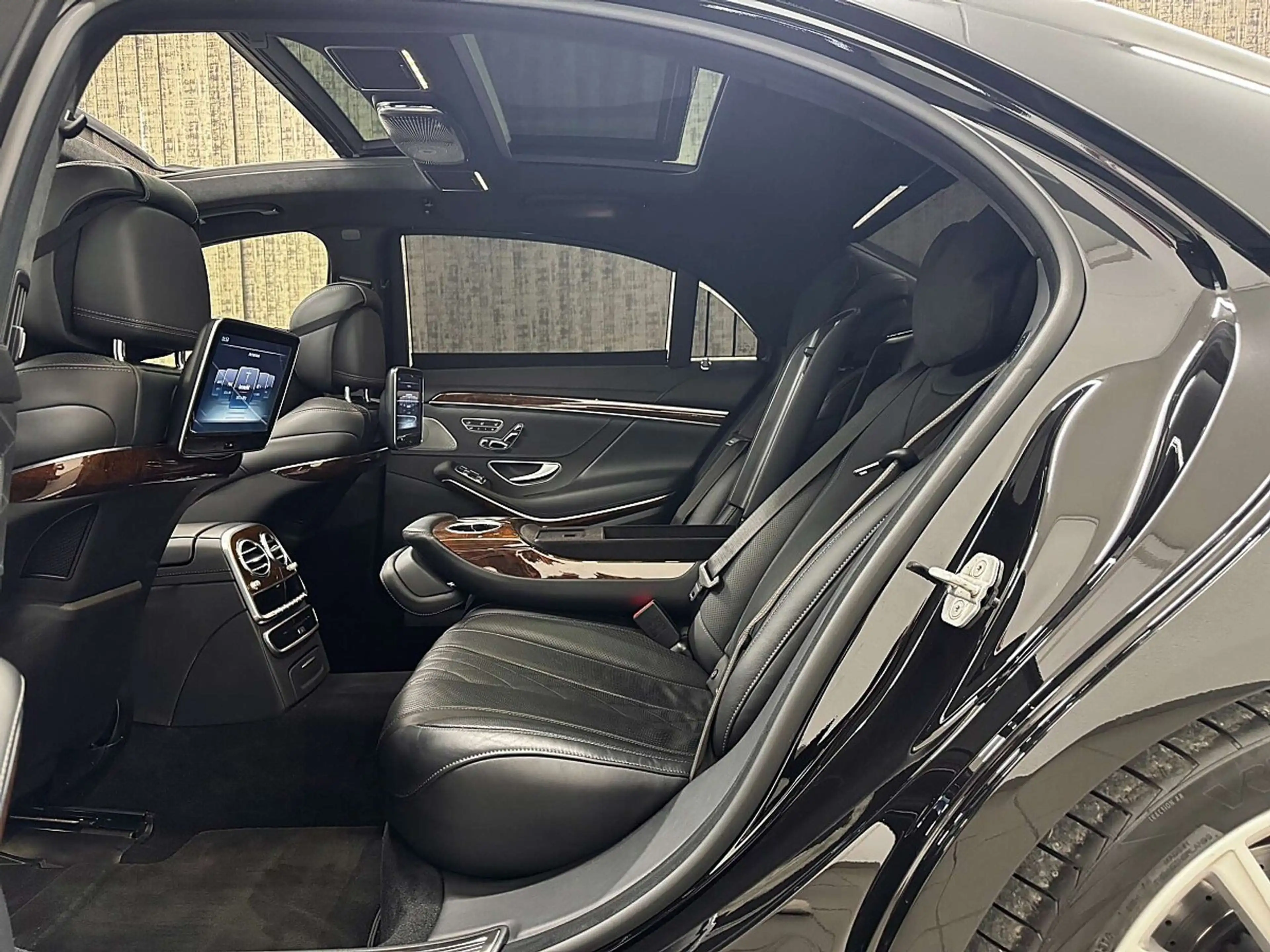 Mercedes-Benz S 350 BlueTEC lang Aut. AMG-LINE/ CHAFFEUR-PAKET/ EXK... — photo 13