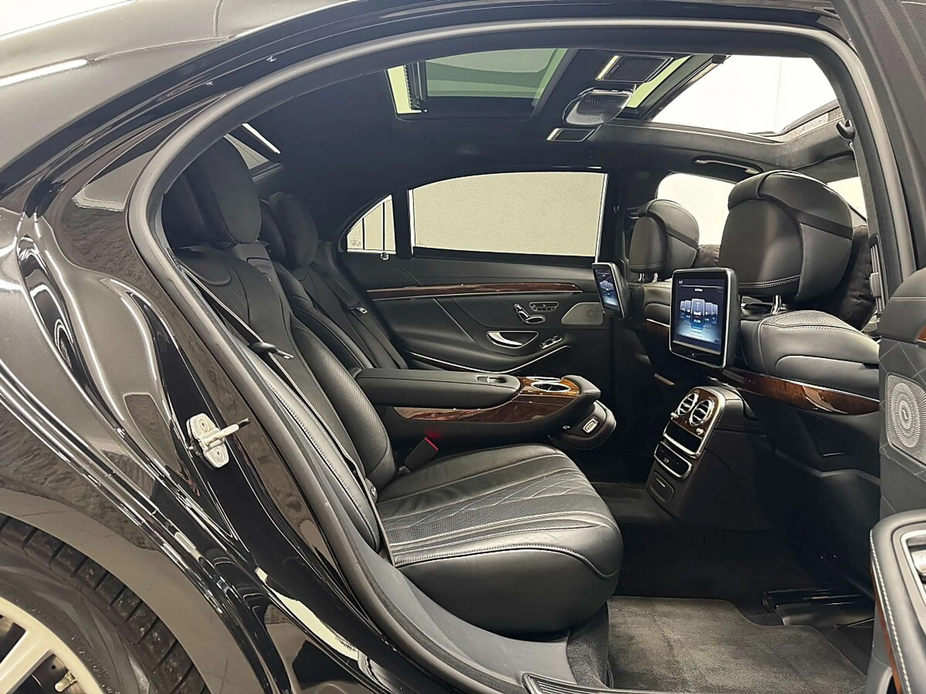 Mercedes-Benz S 350 BlueTEC lang Aut. AMG-LINE/ CHAFFEUR-PAKET/ EXK... — photo 43