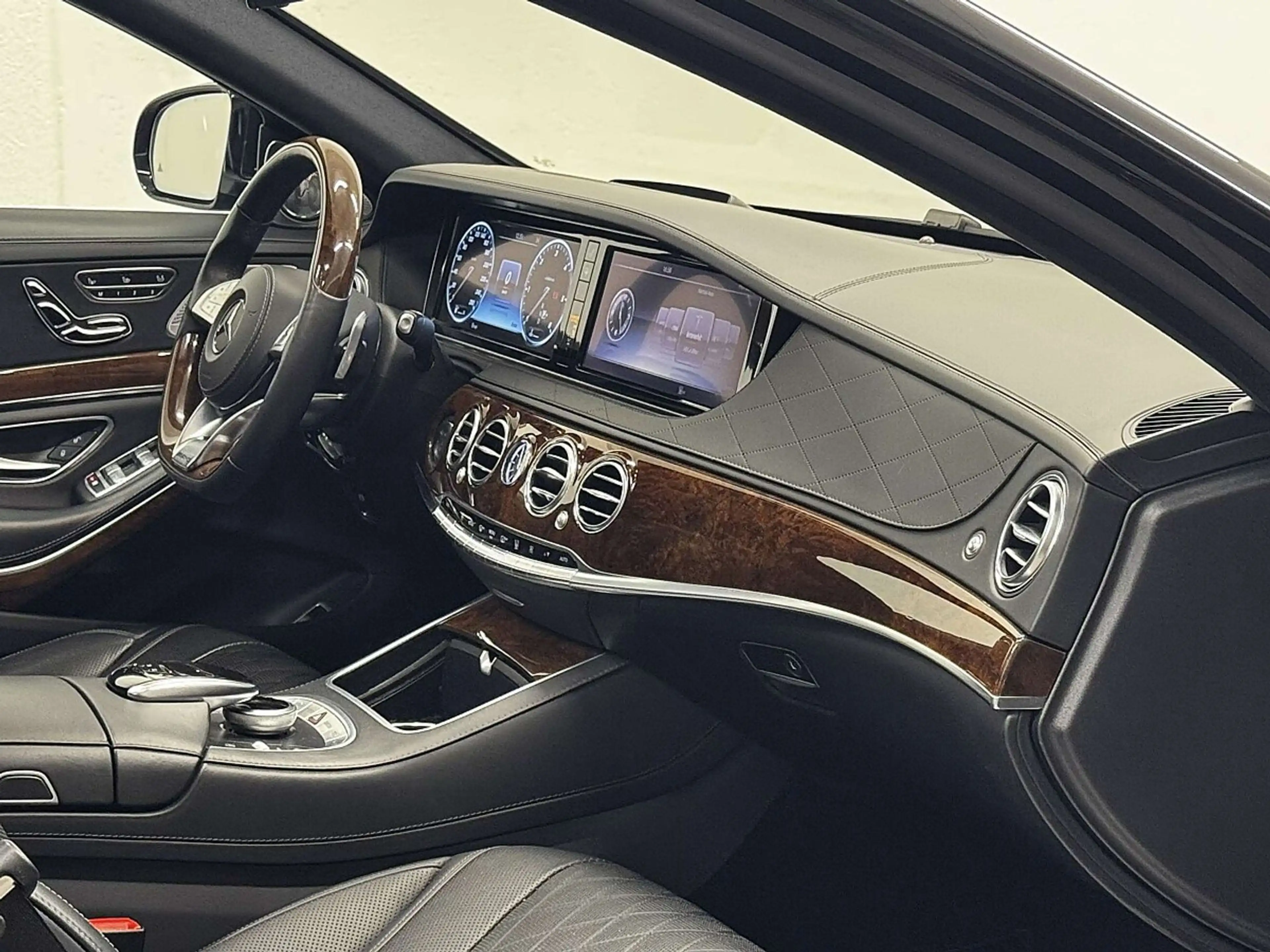 Mercedes-Benz S 350 BlueTEC lang Aut. AMG-LINE/ CHAFFEUR-PAKET/ EXK... — photo 46