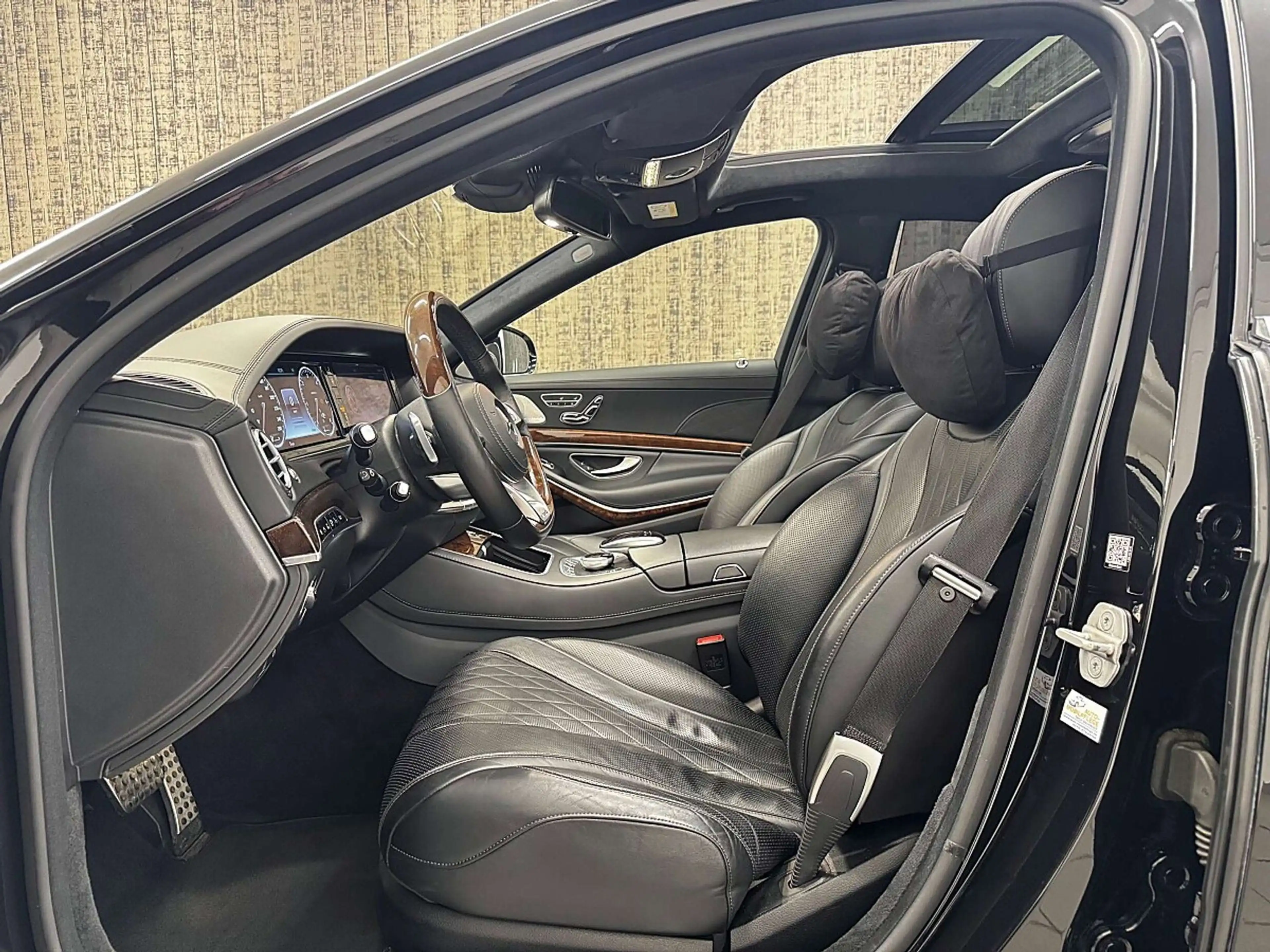 Mercedes-Benz S 350 BlueTEC lang Aut. AMG-LINE/ CHAFFEUR-PAKET/ EXK... — photo 12