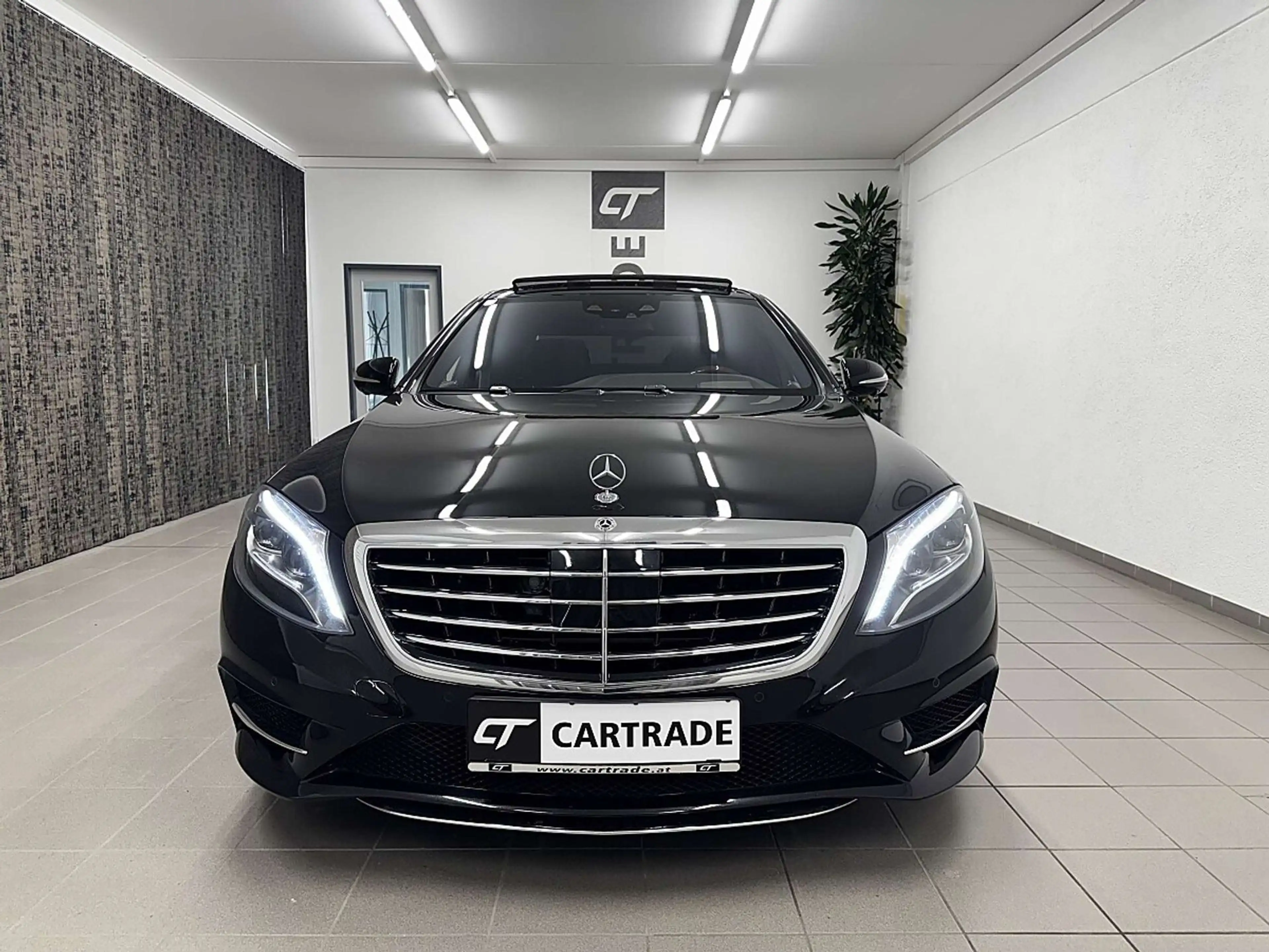 Mercedes-Benz S 350 BlueTEC lang Aut. AMG-LINE/ CHAFFEUR-PAKET/ EXK... — photo 3