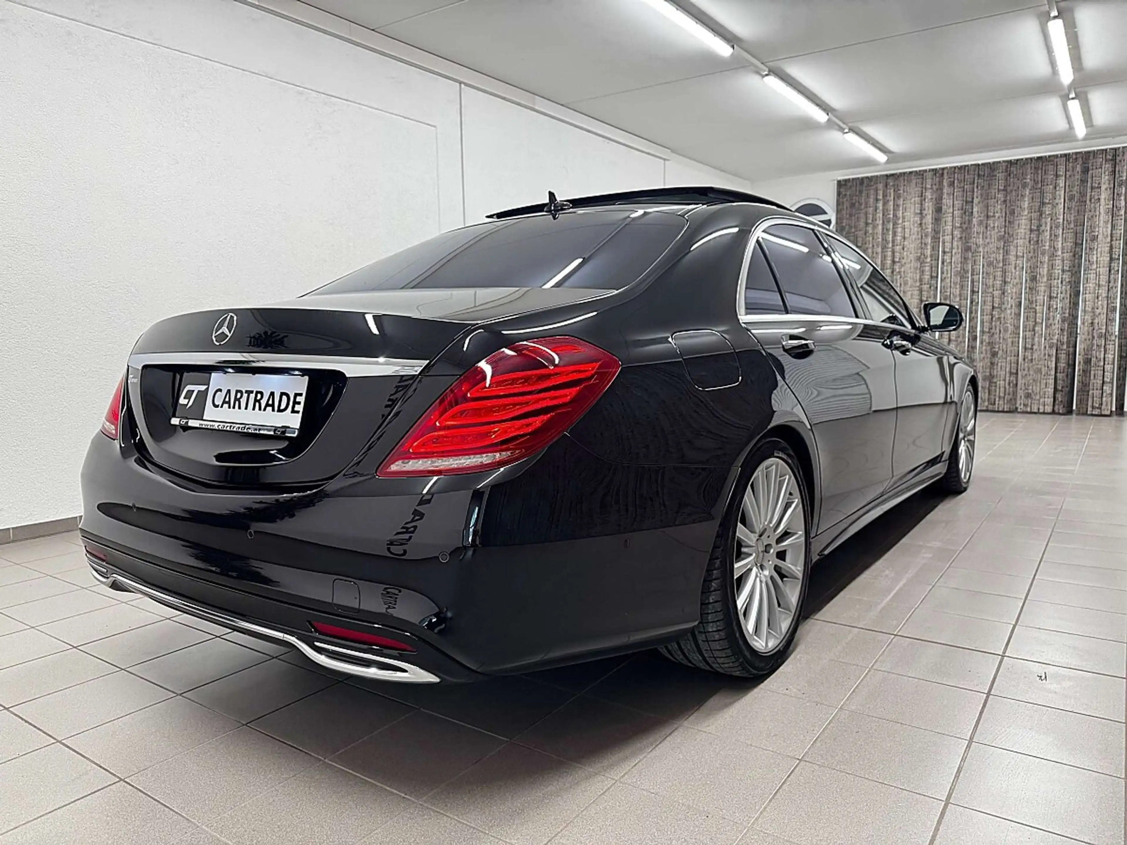 Mercedes-Benz S 350 BlueTEC lang Aut. AMG-LINE/ CHAFFEUR-PAKET/ EXK... — photo 6
