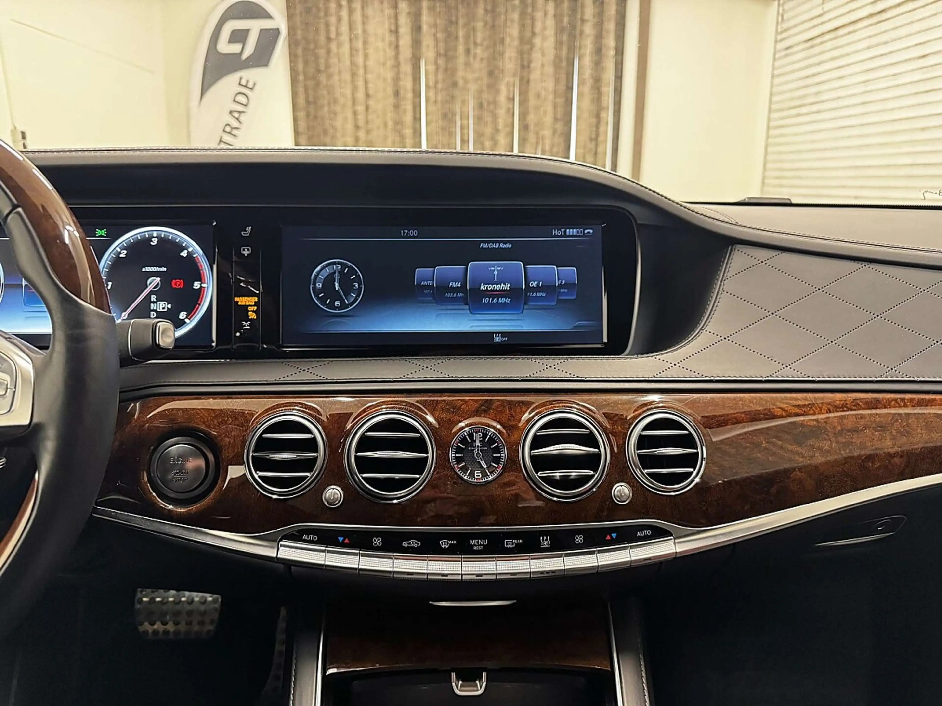 Mercedes-Benz S 350 BlueTEC lang Aut. AMG-LINE/ CHAFFEUR-PAKET/ EXK... — photo 24