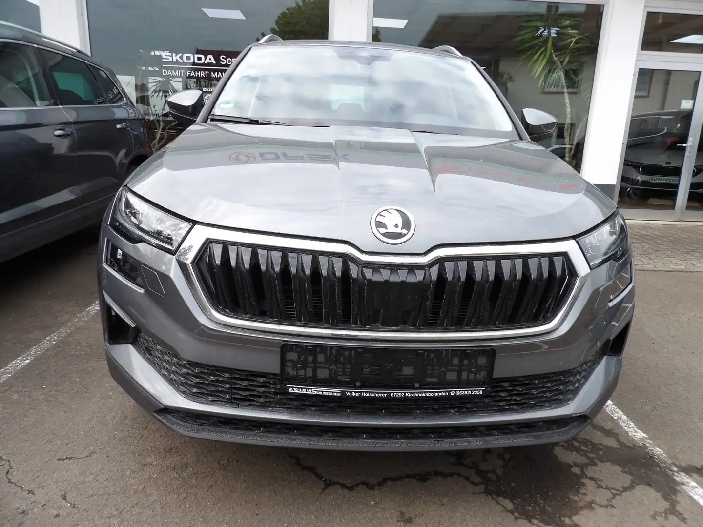 Skoda Karoq DSG,   4 Jahresgarantie 120000KM Grau - 2