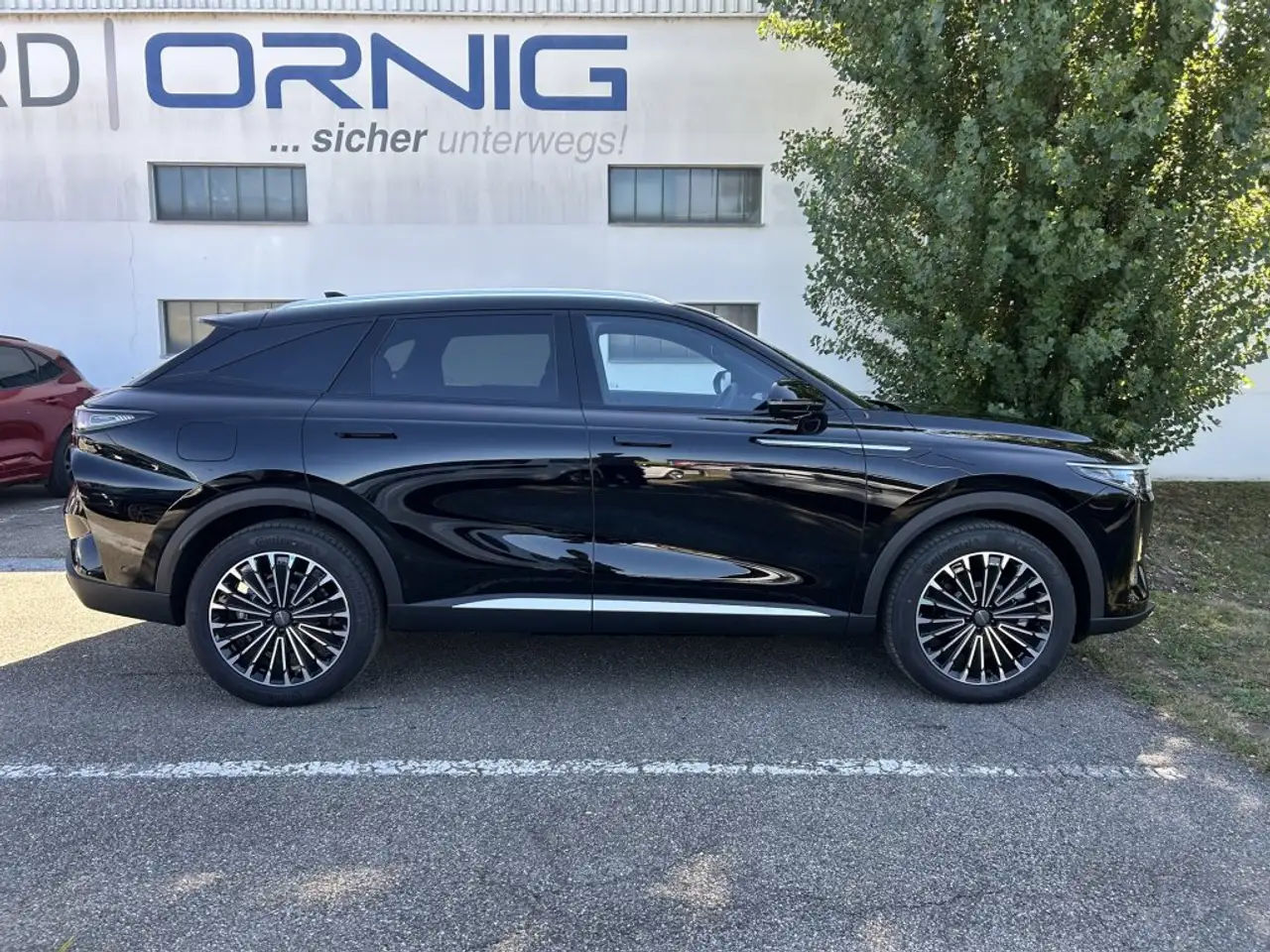 OMODA 9