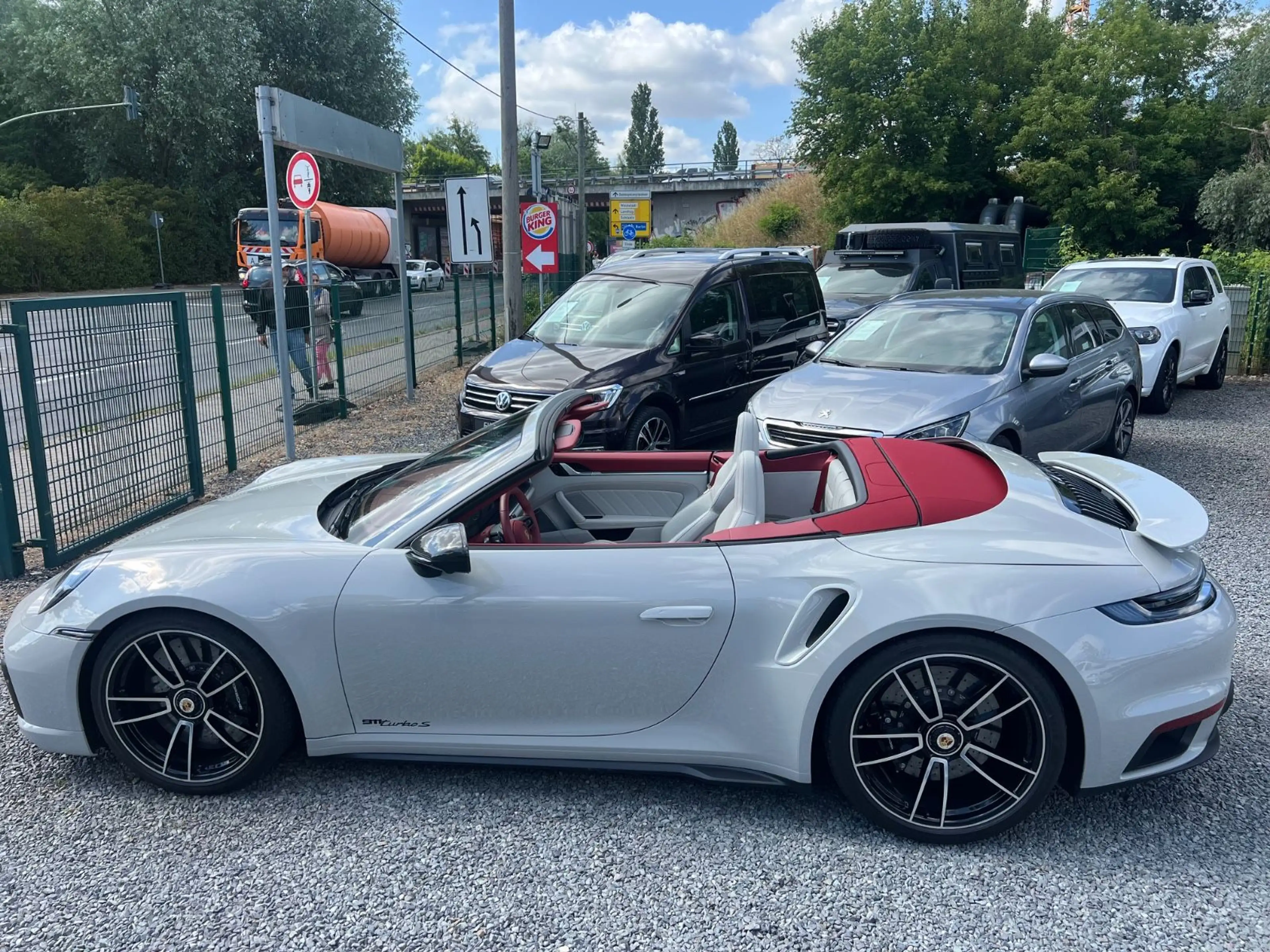 Porsche 992 911 Turbo S+M-LED+NAV+BURMESTER+1 HAND+APPROVED+ — photo 15