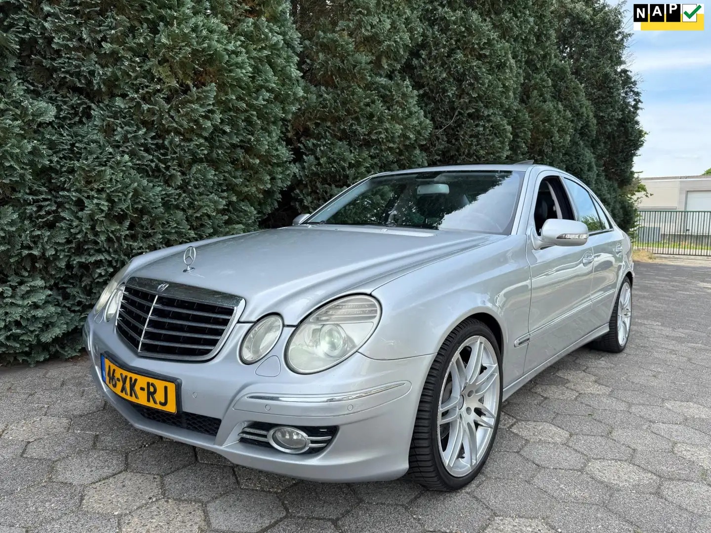 Mercedes-Benz E 280 CDI Special Edition | Pano Grijs - 1